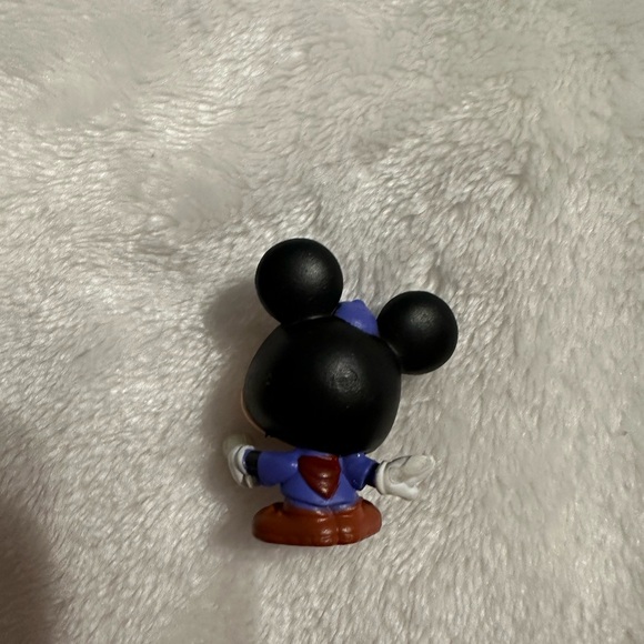 Disney Doorables: Let's Go - Camping Getaway - Mickey Mouse (RARE) - Picture 2 of 4